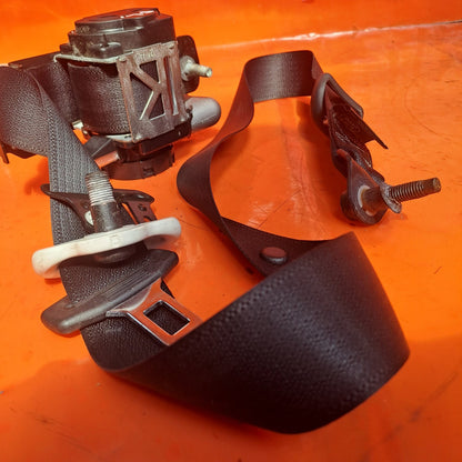 ✅Ford Galaxy Zetec 2017 2.0 Diesel FRONT LEFT SEAT BELT Warranty A296 - Image 7