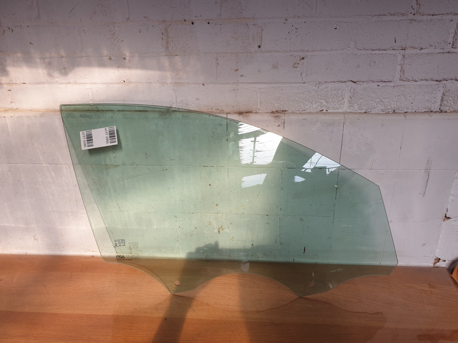 ✅Peugeot 208 2020 FRONT RIGHT DOOR WINDOW GLASS 43R-007951 Warranty A197 - Image 2