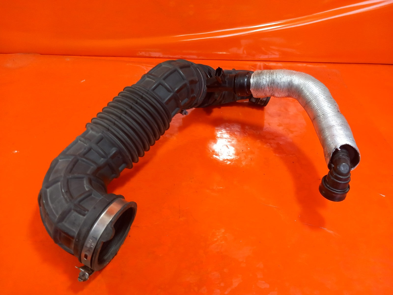 2021 Ford Transit Custom Air Intake Pipe GK21-9R504-AG Warranty A372 - Image 7