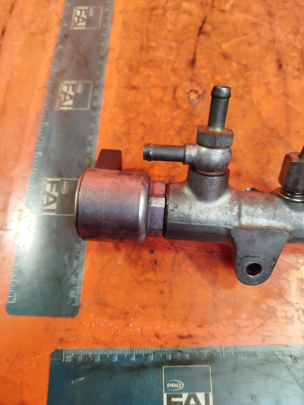 ✅MERCEDES C250 W204 2.1 DIESEL 2011 FUEL INJECTOR RAIL A6510700595 R9144Z230A - Image 2