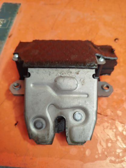 ✅LAND ROVER RANGE ROVER L320 2.7 DIESEL 2007 TAILGATE LOCK CATCH FQR500130 A284 - Image 7