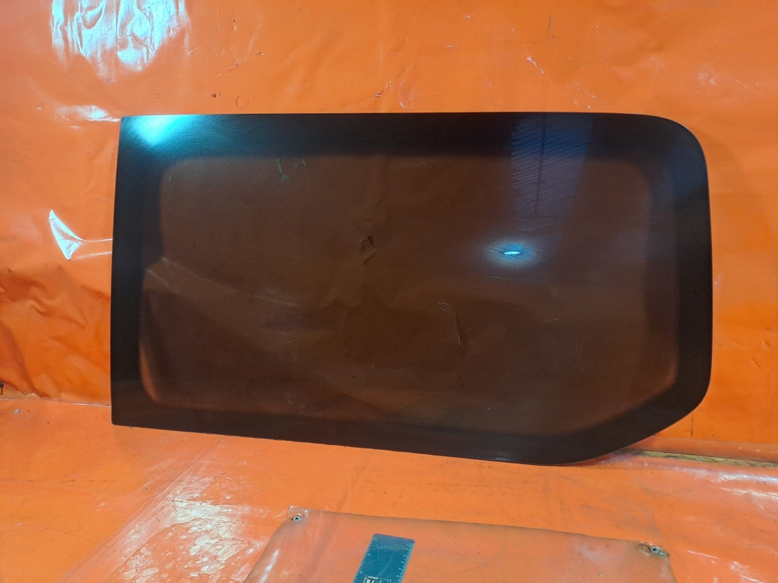 ✅FORD GRAND TOURNEO CONNECT VW CADDY 2024 REAR LEFT QUARTER SIDE GLASS A341 - Image 1