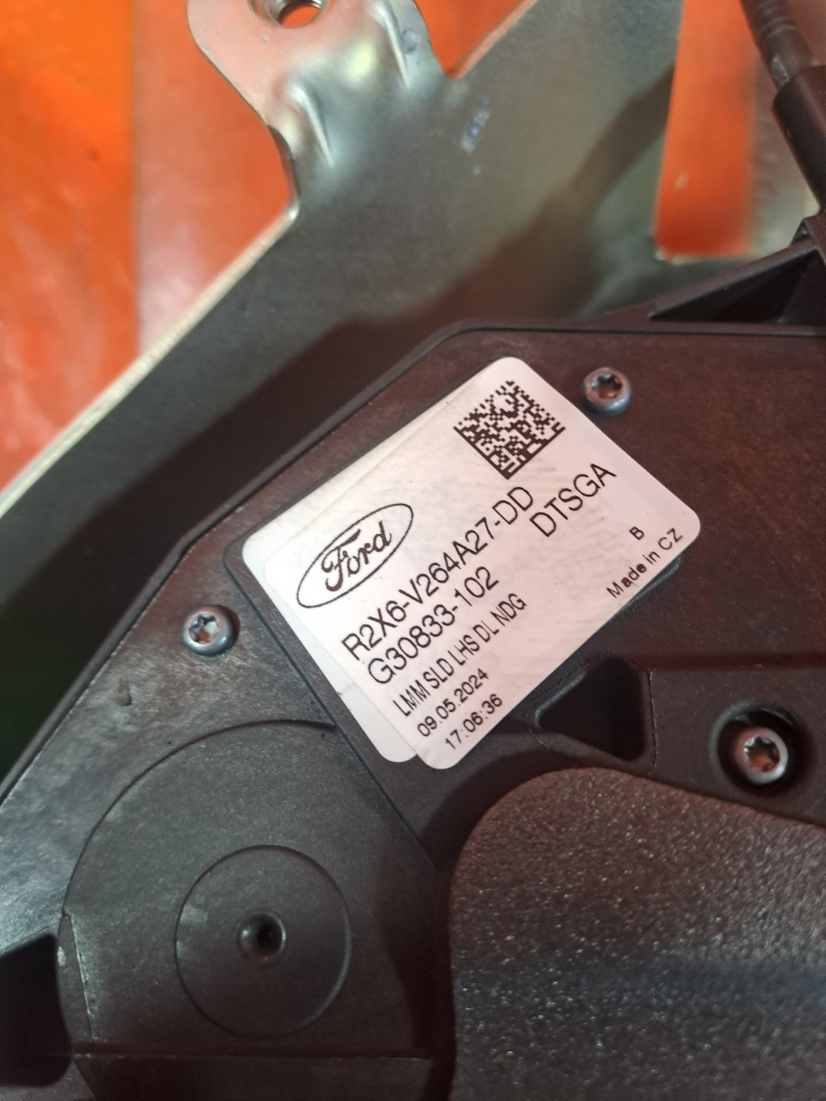 ✅FORD TRANSIT COURIER 1.5 DIESEL 2024 REAR LEFT SLIDING DOOR LOCK R2X6V264A27DD - Image 8