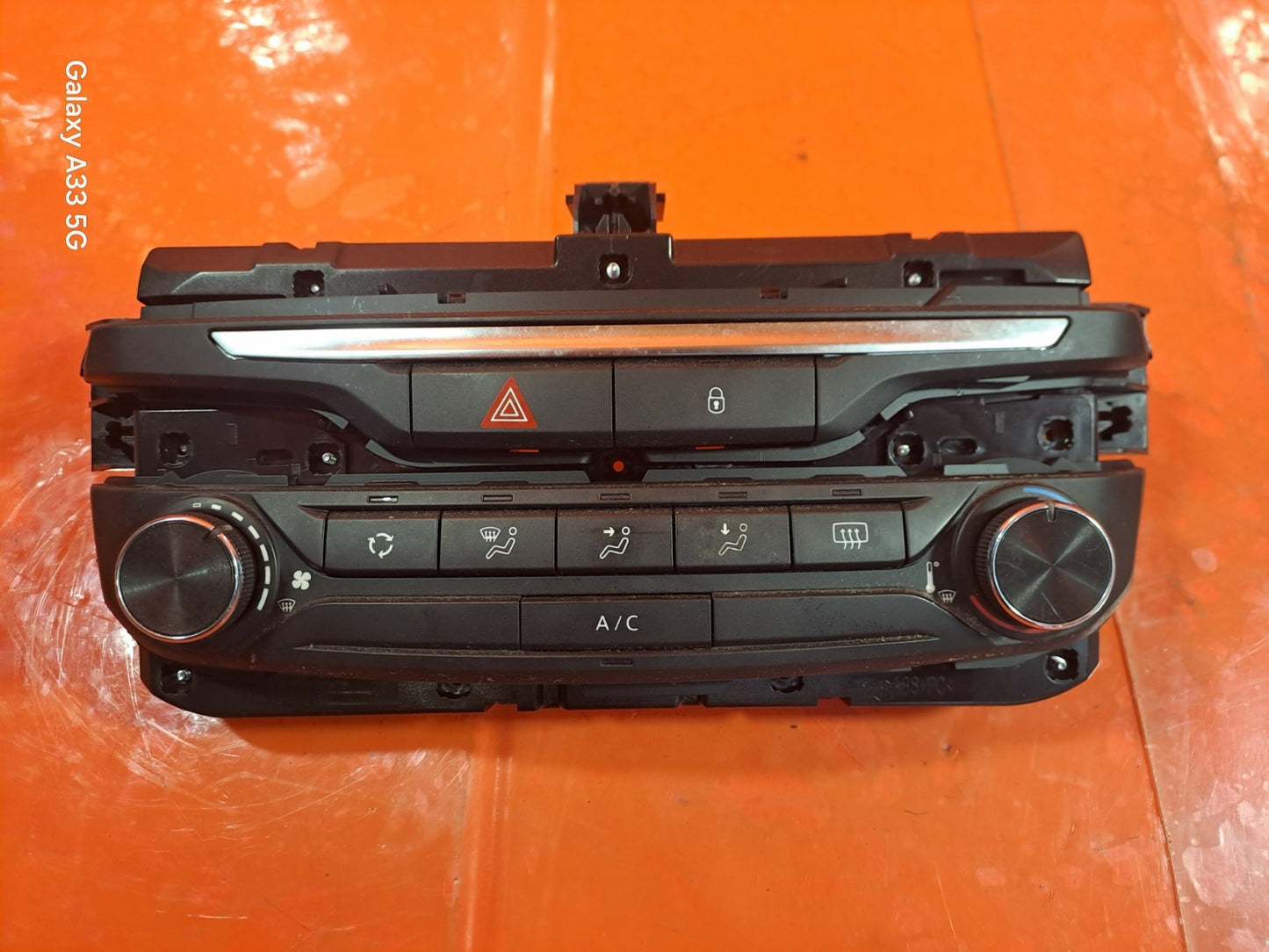 ✅PEUGEOT 308 1.5 DIESEL 2019 HEATER CLIMATE CONTROL PANEL SWITCH 98177994ZD A309 - Image 2