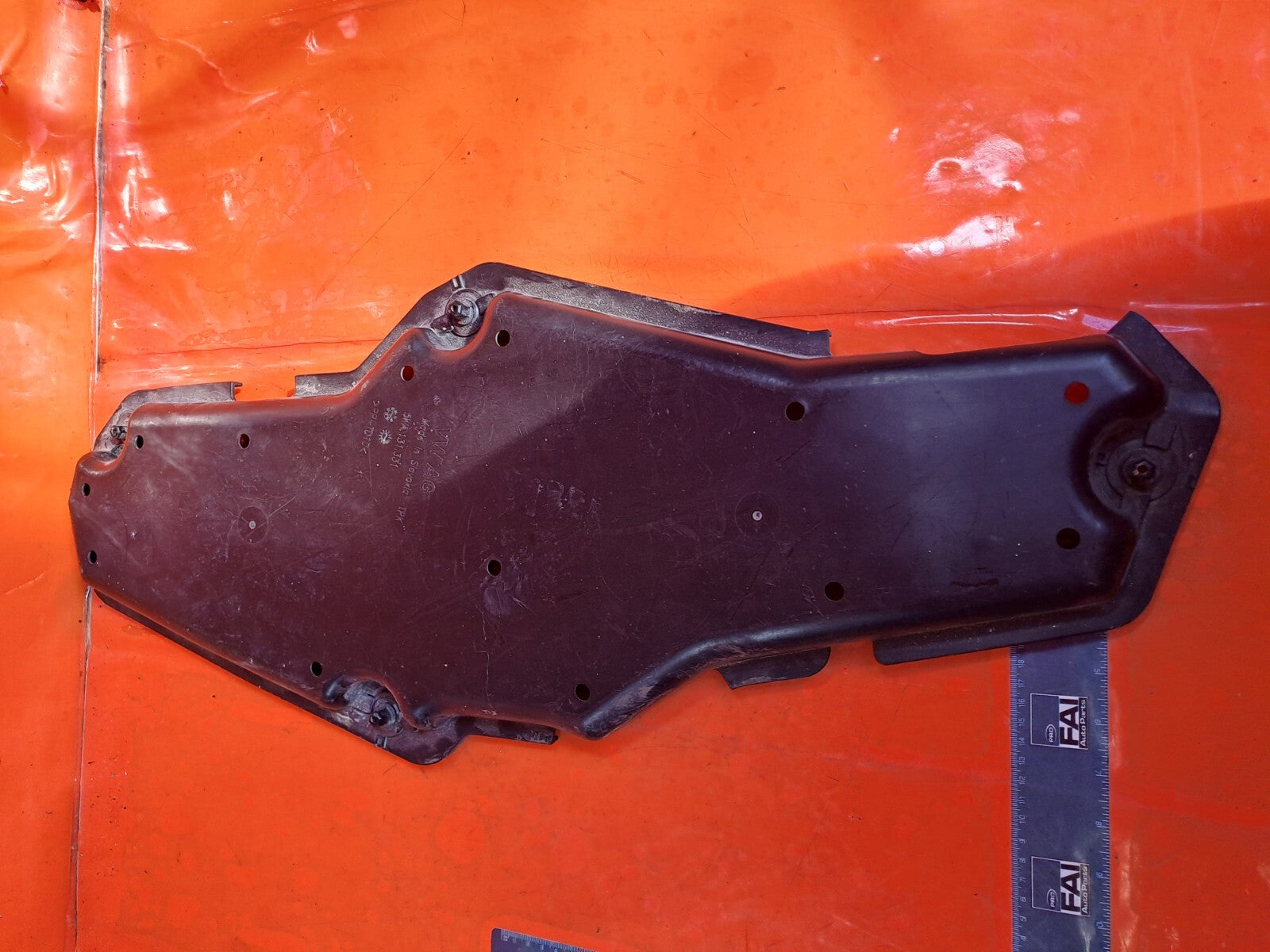 ✅VW GOLF MK8 2.0 DIESEL 2020 ADBLUE TANK COVER 5WA131331 + WARRANTY A001 - Image 3