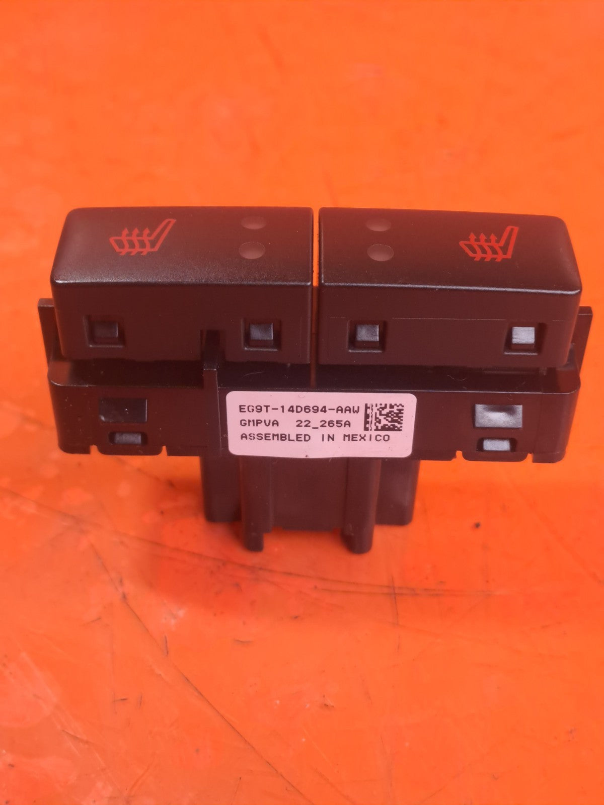 ✅FORD KUGA ST-LINE X 2.5 PETROL 2023 FRONT HEATED SEAT CONTROL SWITCH EG9T14D694 - Image 8
