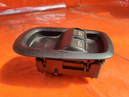 ✅2016 Ford Transit Custom Front Right Door Window Switch GK2T-14A132-DB A373 - Image 5