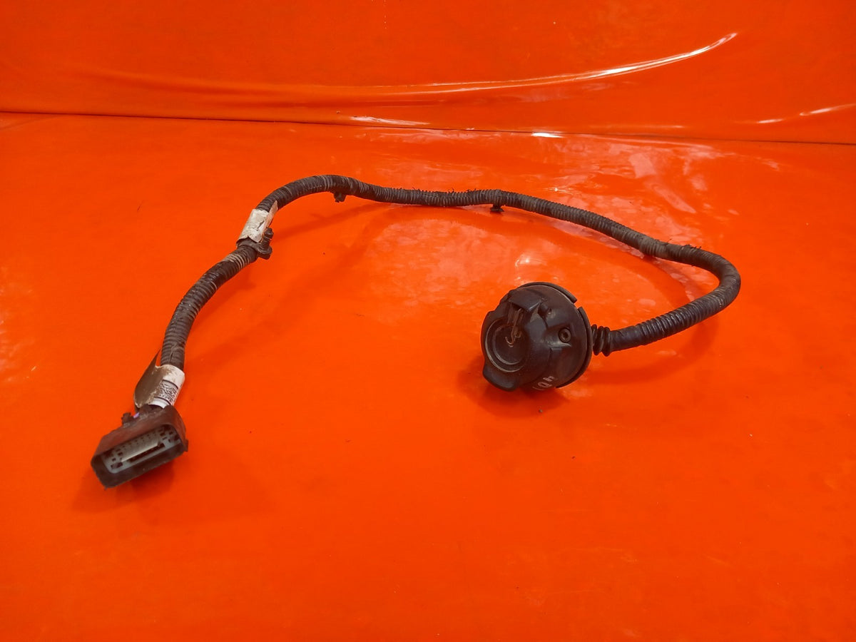 ebay-src:https://i.ebayimg.com/00/s/mtiwmfgxnjaw/z/4kcaaeswm-xqp~hp/$_57.jpg