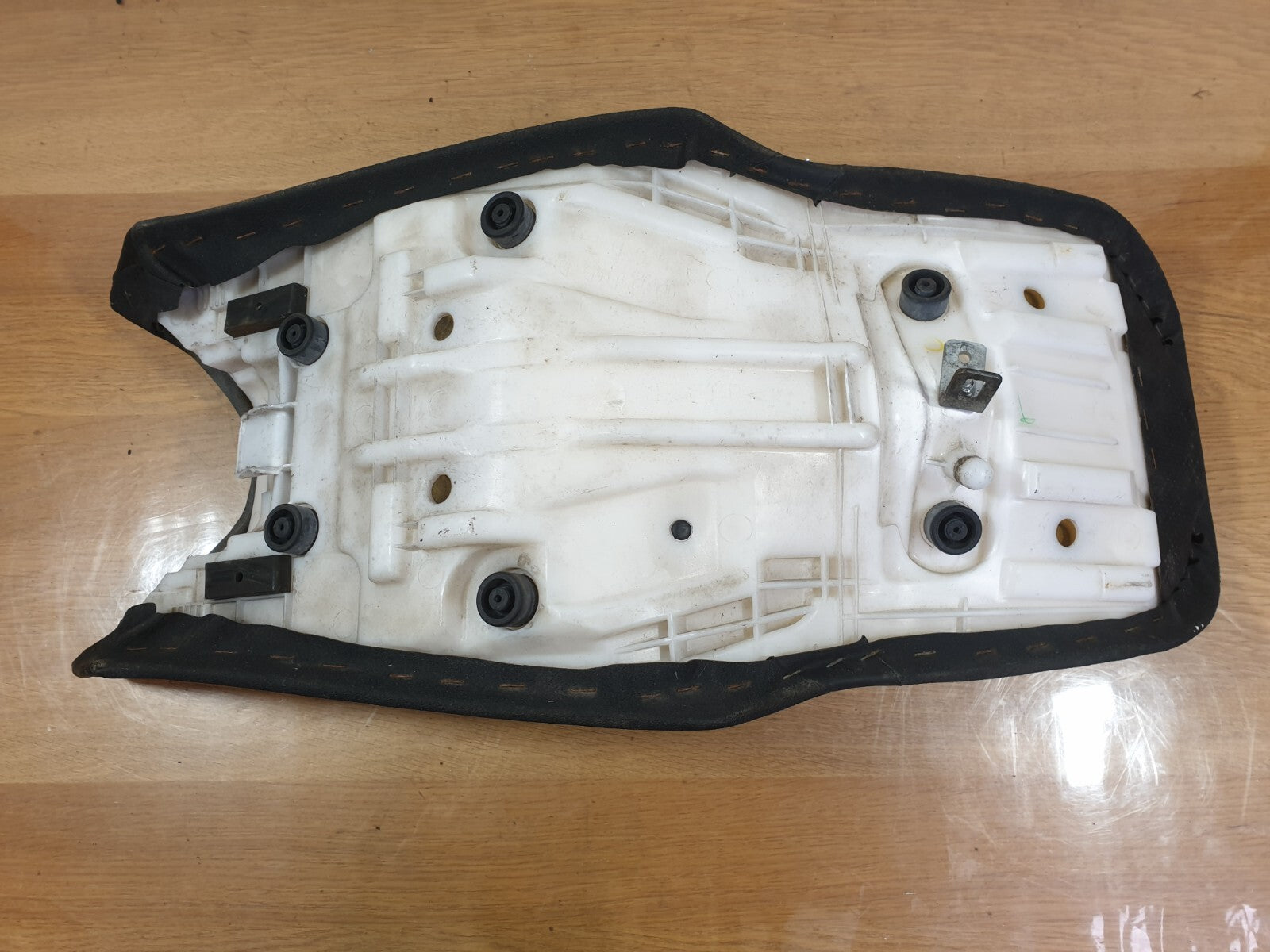 ✅2007 YAMAHA FZ6 FAZER S2 PETROL SEAT + WARRANTY A185 - Image 6