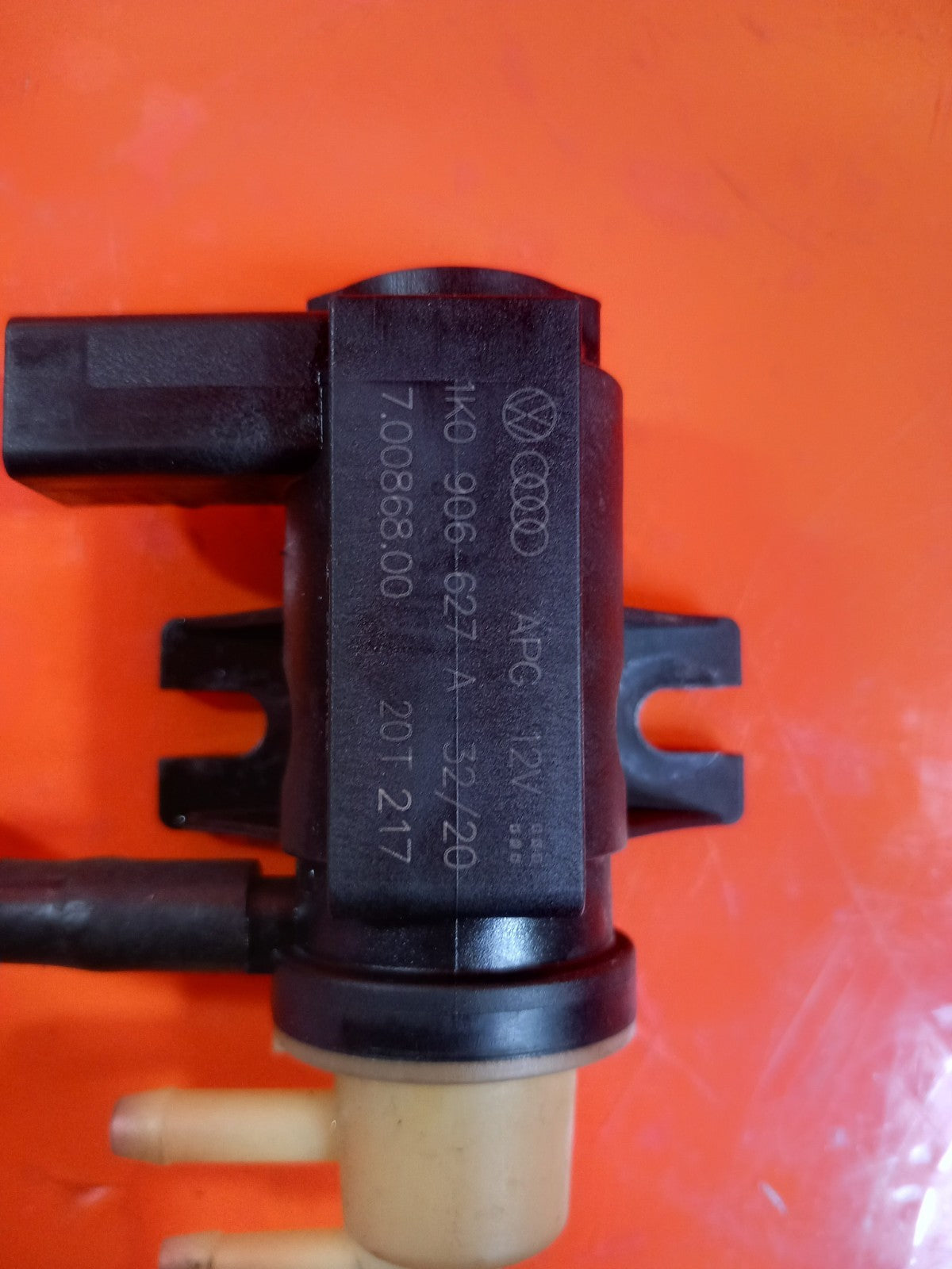 2021 VW Transporter T30 Turbo Boost Pressure Solenoid Valve 1K0906627A A410 - Image 6