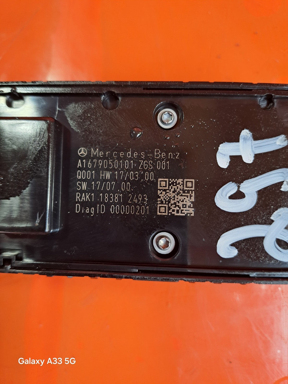 ebay-src:https://i.ebayimg.com/00/s/mtywmfgxmjaw/z/~2saaesw1ztoemxt/$_57.jpg