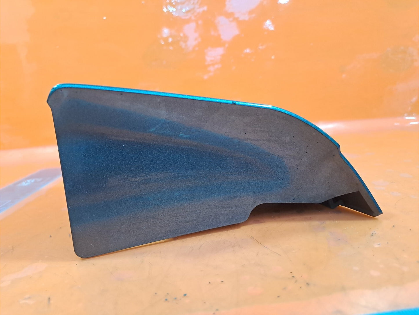 AUDI Q7 S-LINE 3.0 DIESEL 2010 FRONT RIGHT WING FENDER LOWER MOULDING TRIM GREY - Image 10