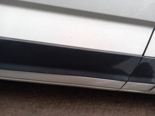 2023 Maxus Deliver 9 Right Side Sliding Door Trim Moulding Warranty A425 - Image 2