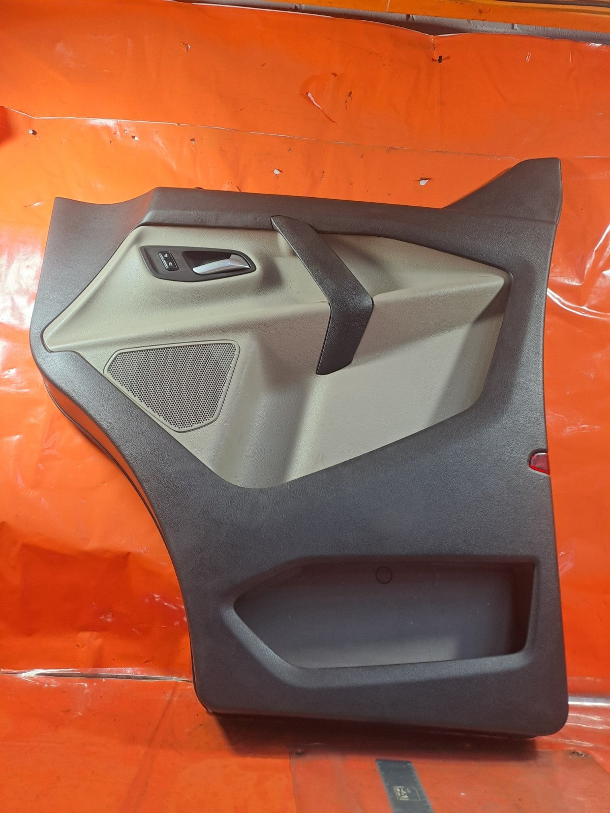 ✅FORD TRANSIT CUSTOM 2.2 DIESEL 2013 FRONT RIGHT DOOR CARD BK21V23942 A350 - Image 5
