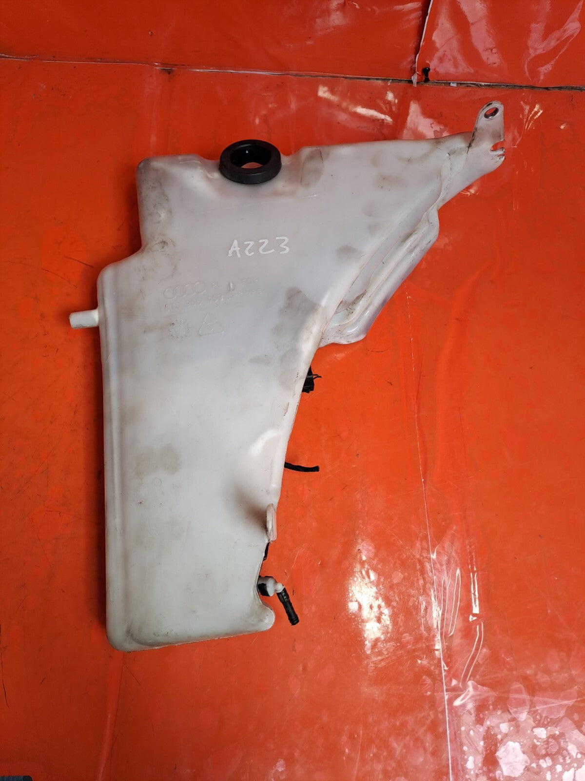 ✅AUDI A5 S LINE 2.0 PETROL 2010 WASHER BOTTLE TANK 8T0955453C Warranty A223 - Image 1