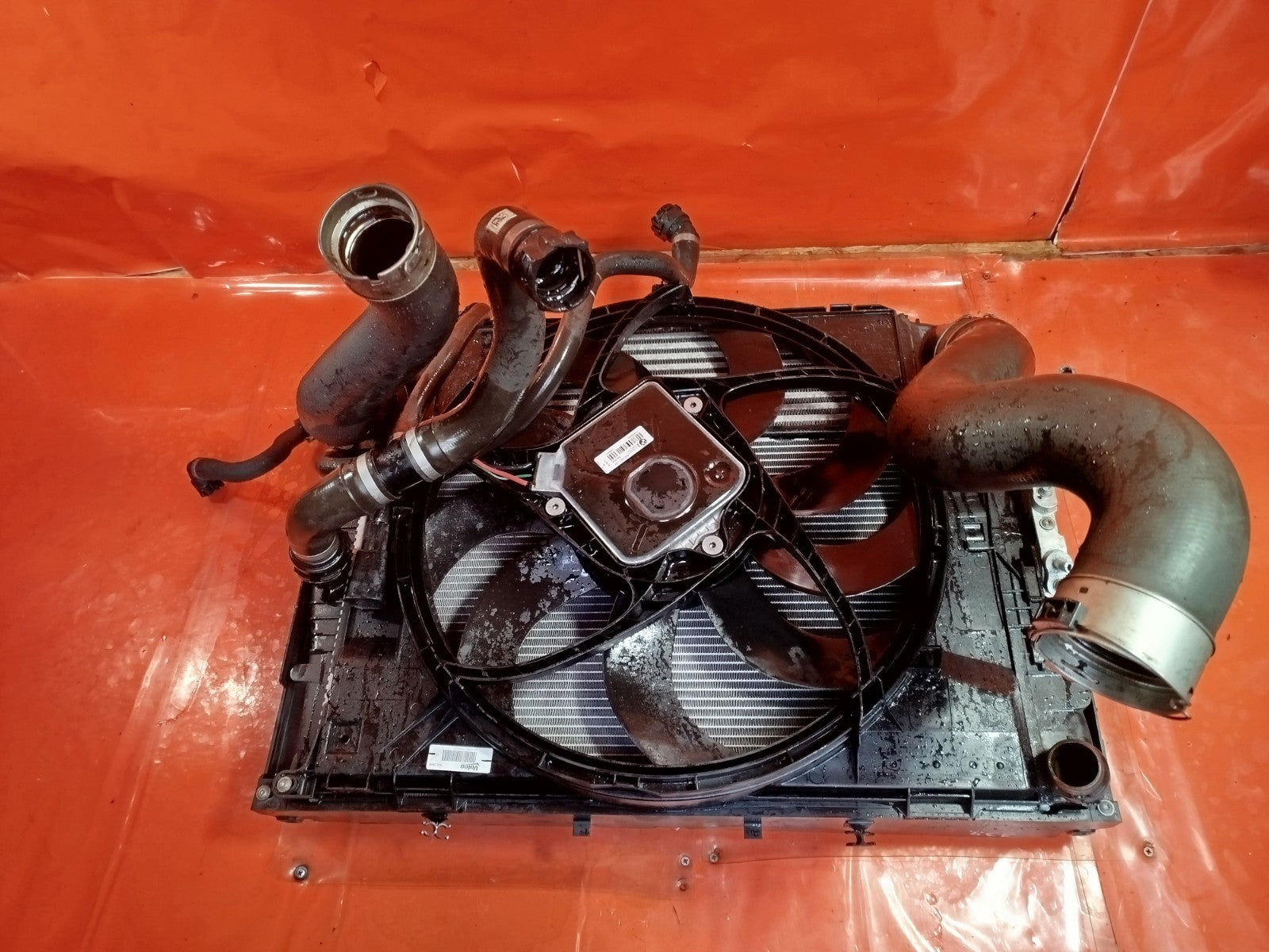 ✅BMW F22 218I SPORT 1.5 PETROL 2016 RADIATOR RAD PACK 8618799 8641947 7618809 - Image 1