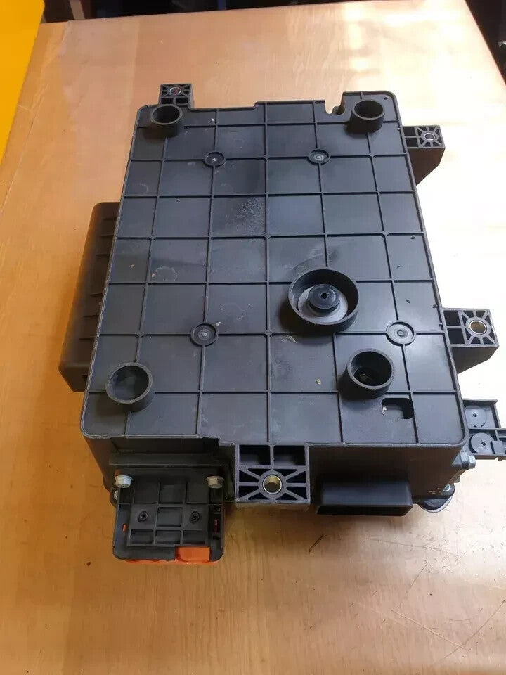 ebay-src:https://i.ebayimg.com/00/s/otywwdcyma==/z/tkyaaoswpyhoeg-v/$_57.jpg