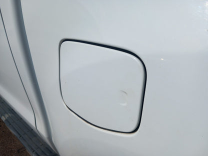 2017 Ford Ranger Wildtrak Fuel Filler Flap DU5A-9A095-BA White Warranty A401 - Image 3