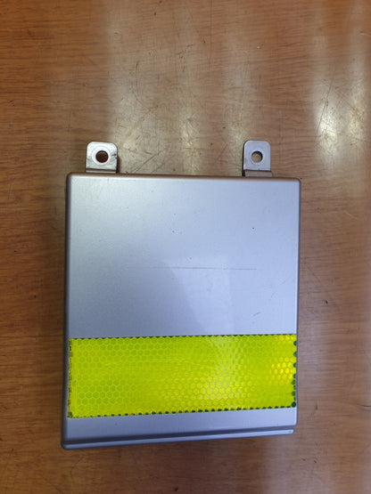 ✅2016 RENAULT TRAFIC MK3 1.6D FUEL FILLER FLAP COVER TRIM SILVER 93457387 A158 - Image 1