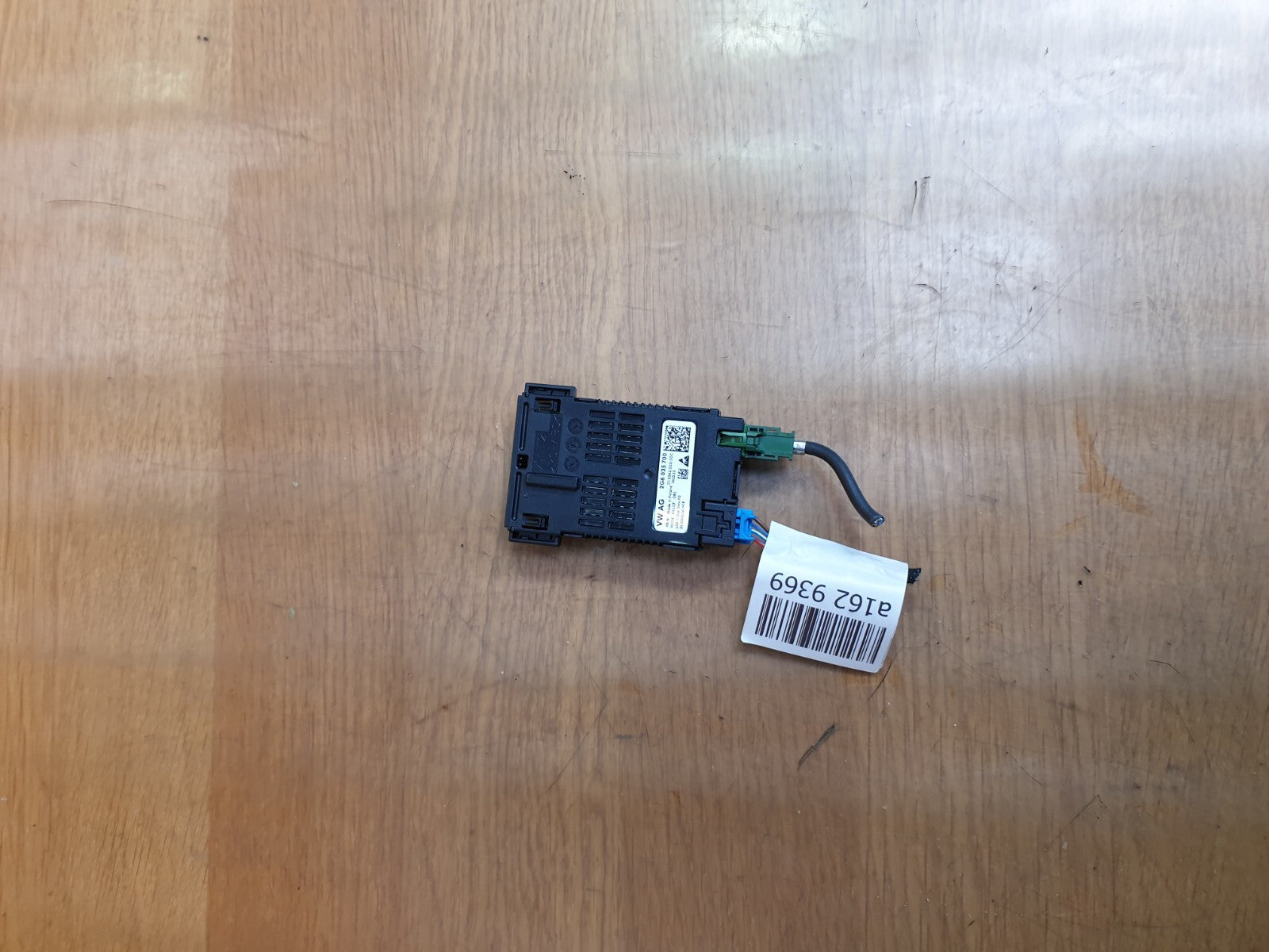 ✅2024 VW TAIGO R-LINE 1.0P DOUBLE USB PORT SOCKET CONNECTOR 2G6035700 + WARRANTY - Image 2