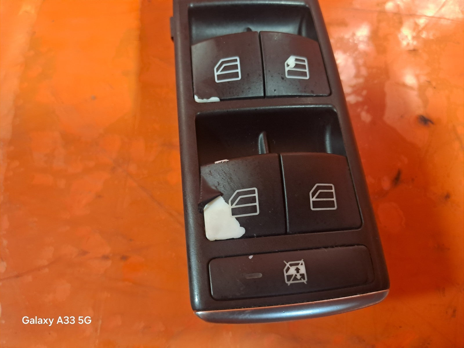 ✅Mercedes B180 W246 2012 1.8 Diesel FRONT RIGHT WINDOW SWITCH A1669054300 A299 - Image 7