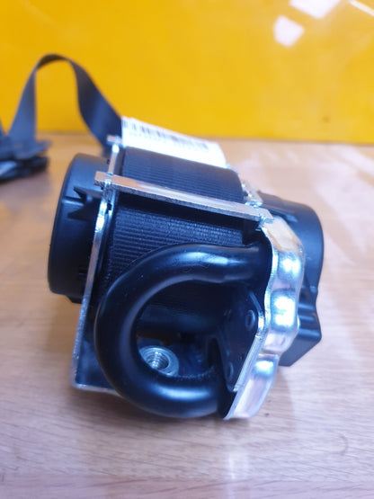 ✅2016 LAND ROVER DISCOVERY SPORT L550 FRONT LEFT SEAT BELT FK72-611B09-AC A080 - Image 2