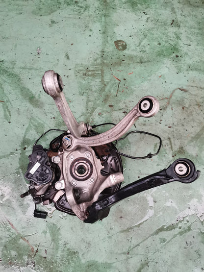 MERCEDES C200 W205 2.0 PETROL 2015 REAR LEFT SUSPENSION LEG A2054231998 - Image 3