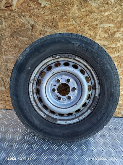 ✅VW CRAFTER CR35 2.0 DIESEL 2017 ALLOY WHEEL WITH TYRE 235/65 R16С A0014014802 - Image 1