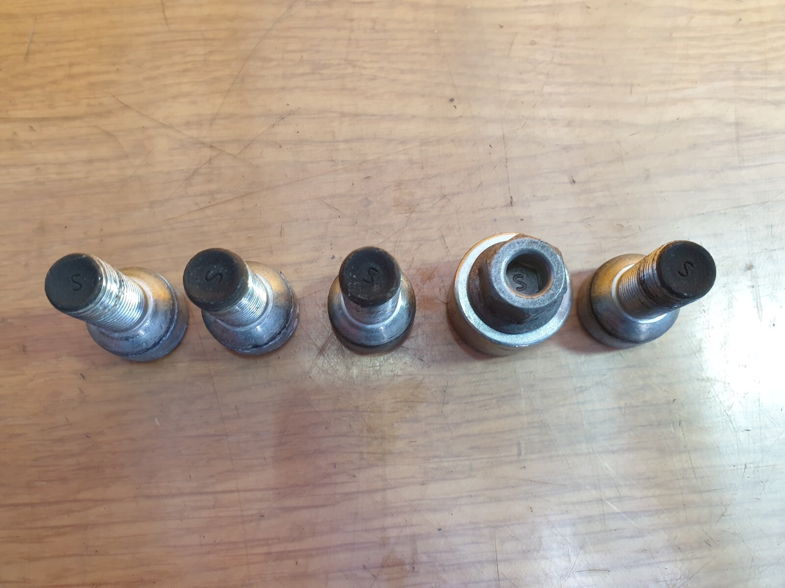 ✅Audi Q2 S-Line 2017 Locking Wheel Nut Set + Warranty A134 - Image 5