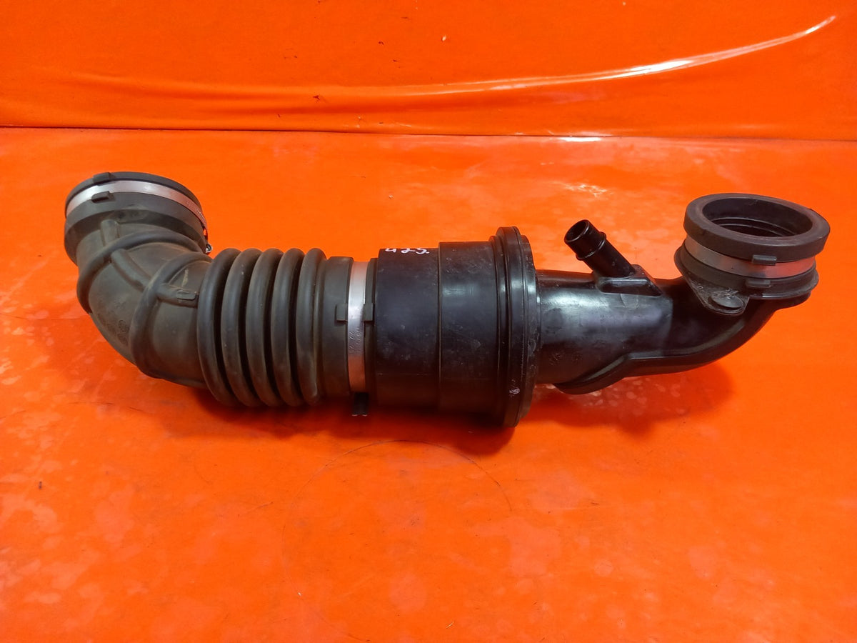 2023 Maxus Deliver 9 Air Intake Pipe C00087472 Warranty A425 - Image 2