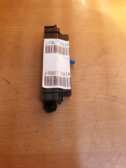 ebay-src:https://i.ebayimg.com/00/s/mtywmfgxmjaw/z/mlmaaoswh21mrimb/$_57.jpg