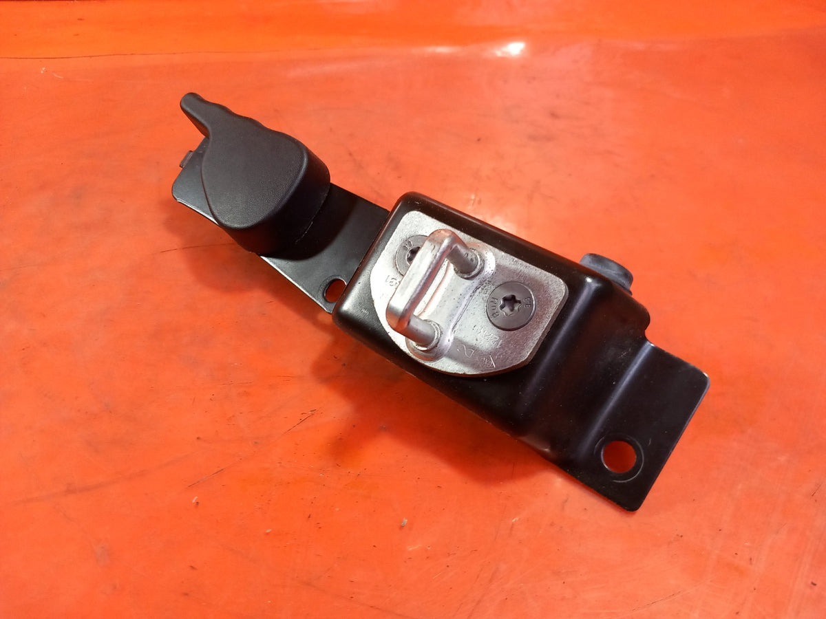 ebay-src:https://i.ebayimg.com/00/s/mtiwmfgxnjaw/z/qyuaaesw02jqh~jf/$_57.jpg