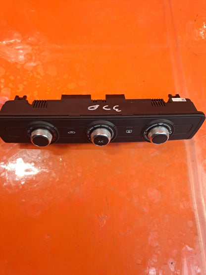 ebay-src:https://i.ebayimg.com/00/s/mtywmfgxmjaw/z/7eqaaeswmczpar6s/$_57.jpg