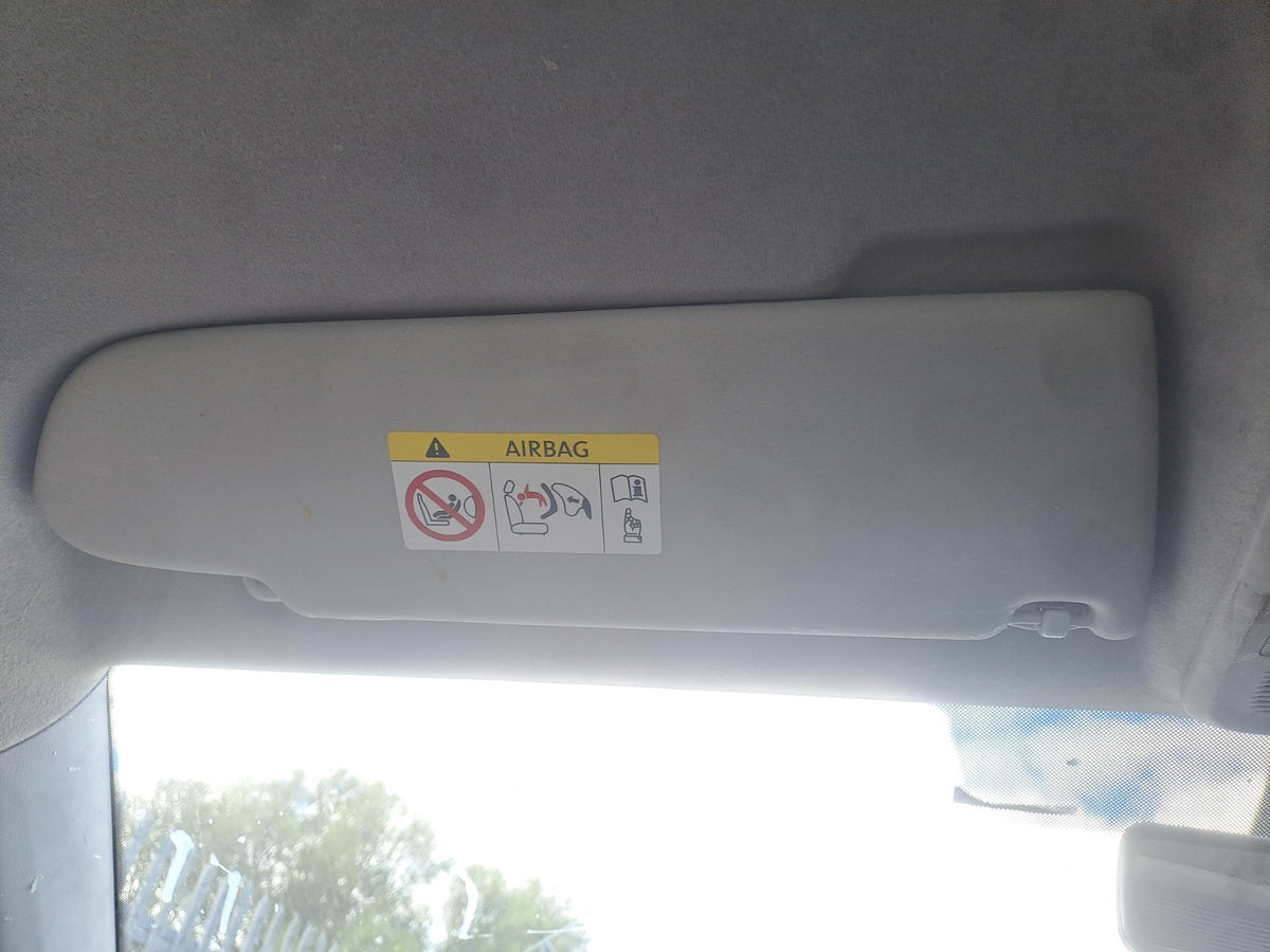 2021 VW Transporter T30 Left Side Sun Visor Warranty A410 - Image 2