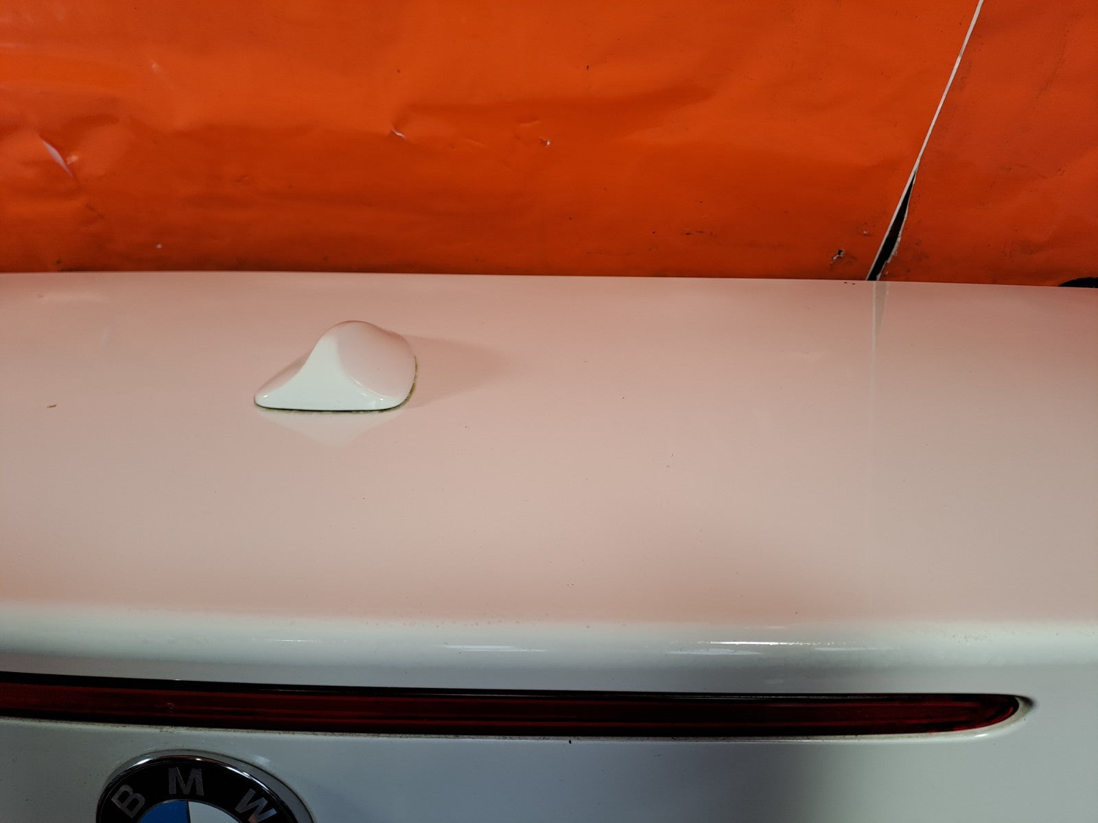 ✅2013 BMW 1 SERIES E88 M SPORT BOOT LID TAILGATE WHITE (300) +WARRANTY A348 - Image 9