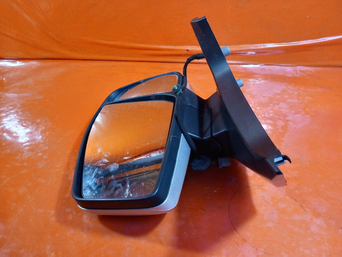 ebay-src:https://i.ebayimg.com/00/s/mtiwmfgxnjaw/z/hx8aaeswdbrqzipc/$_57.jpg