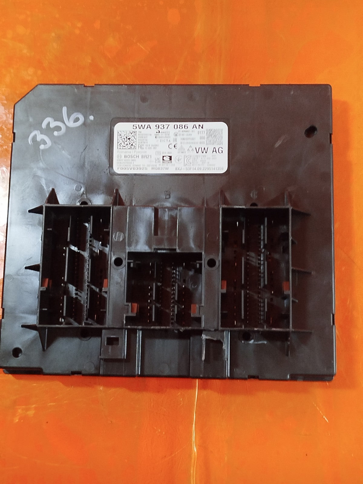ebay-src:https://i.ebayimg.com/00/s/mtywmfgxmjaw/z/ptgaaeswt1jpb2kv/$_57.jpg