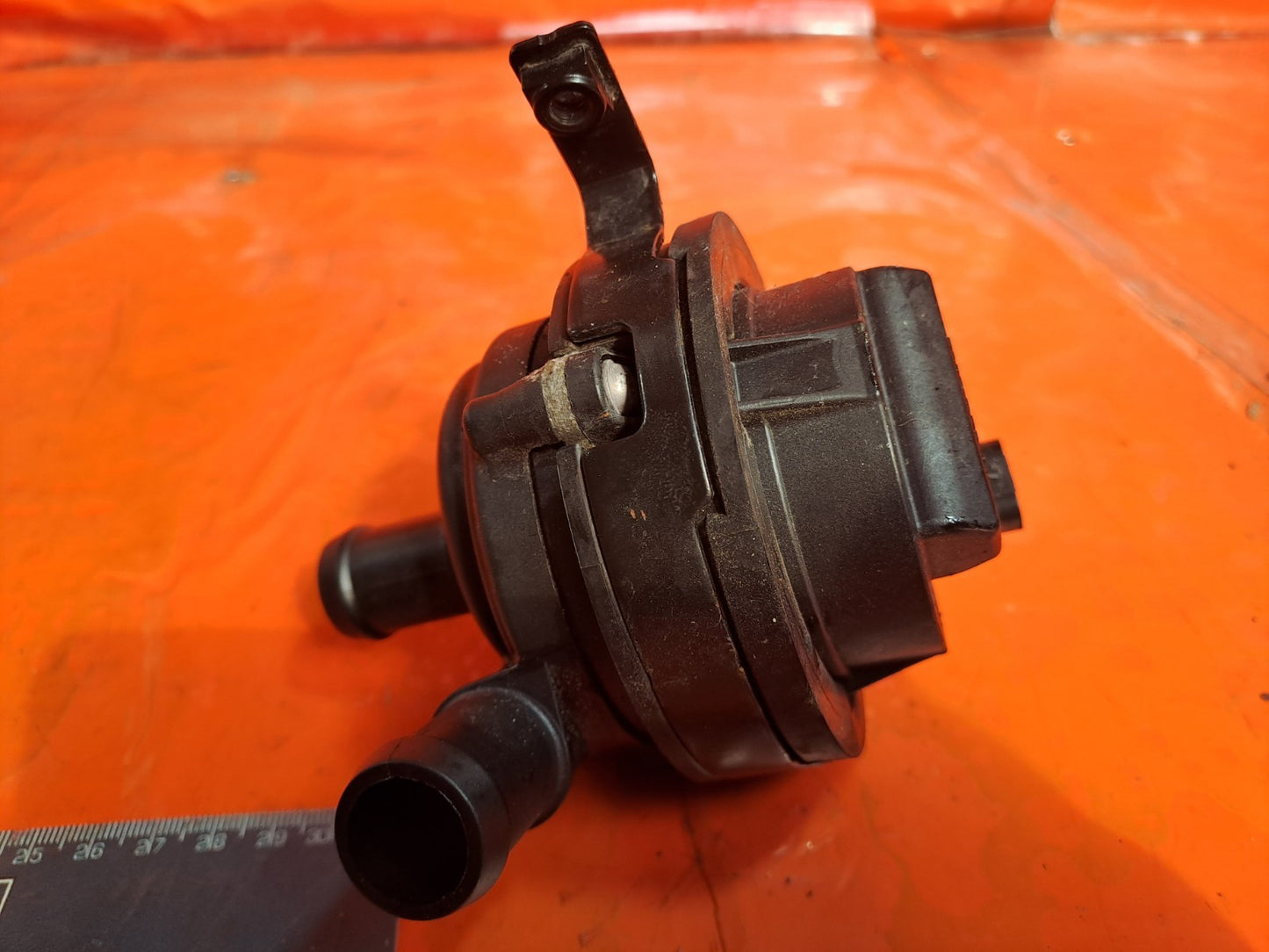 ✅2020 Jaguar I-Pace X590 Auxiliary Water Pump J9D3-8501-AA + Warranty A375 - Image 6