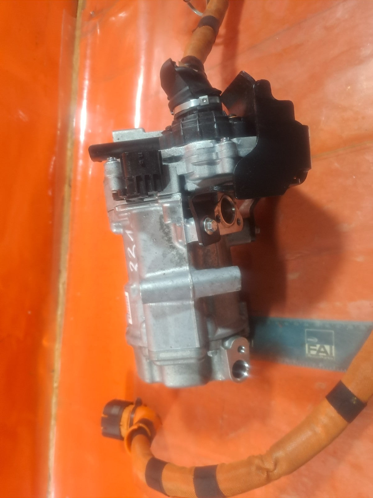 ebay-src:https://i.ebayimg.com/00/s/mtywmfgxmjaw/z/vtiaaeswy8hpcrho/$_57.jpg