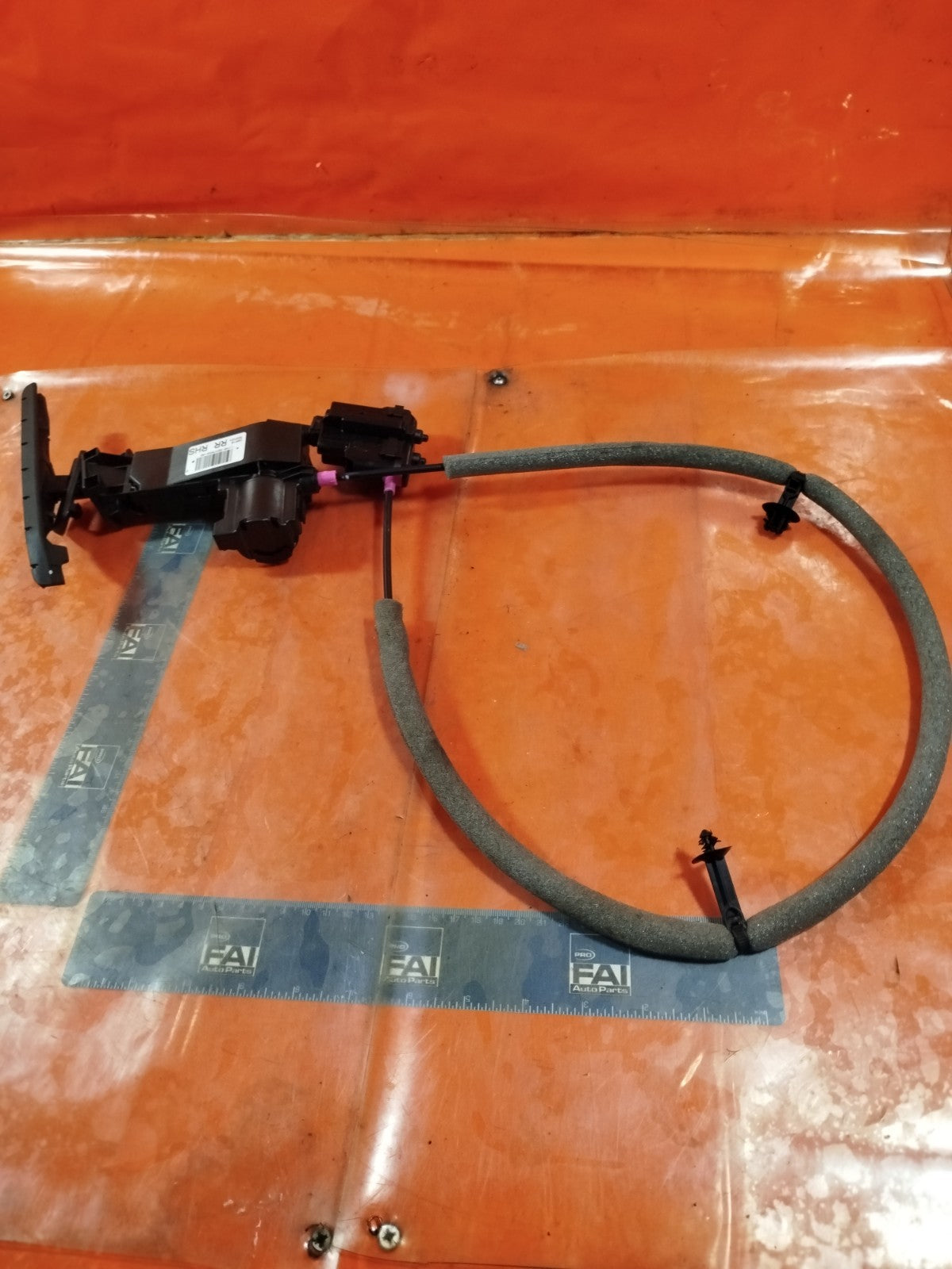 ebay-src:https://i.ebayimg.com/00/s/mtywmfgxmjaw/z/scoaaeswzfxpqpwg/$_57.jpg