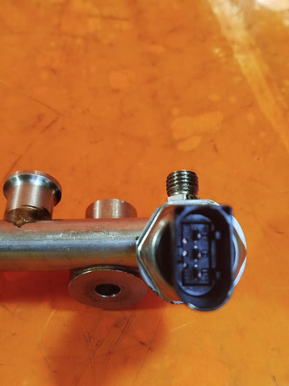 ebay-src:https://i.ebayimg.com/00/s/mtywmfgxmjaw/z/ep4aaoswwirohff-/$_57.jpg