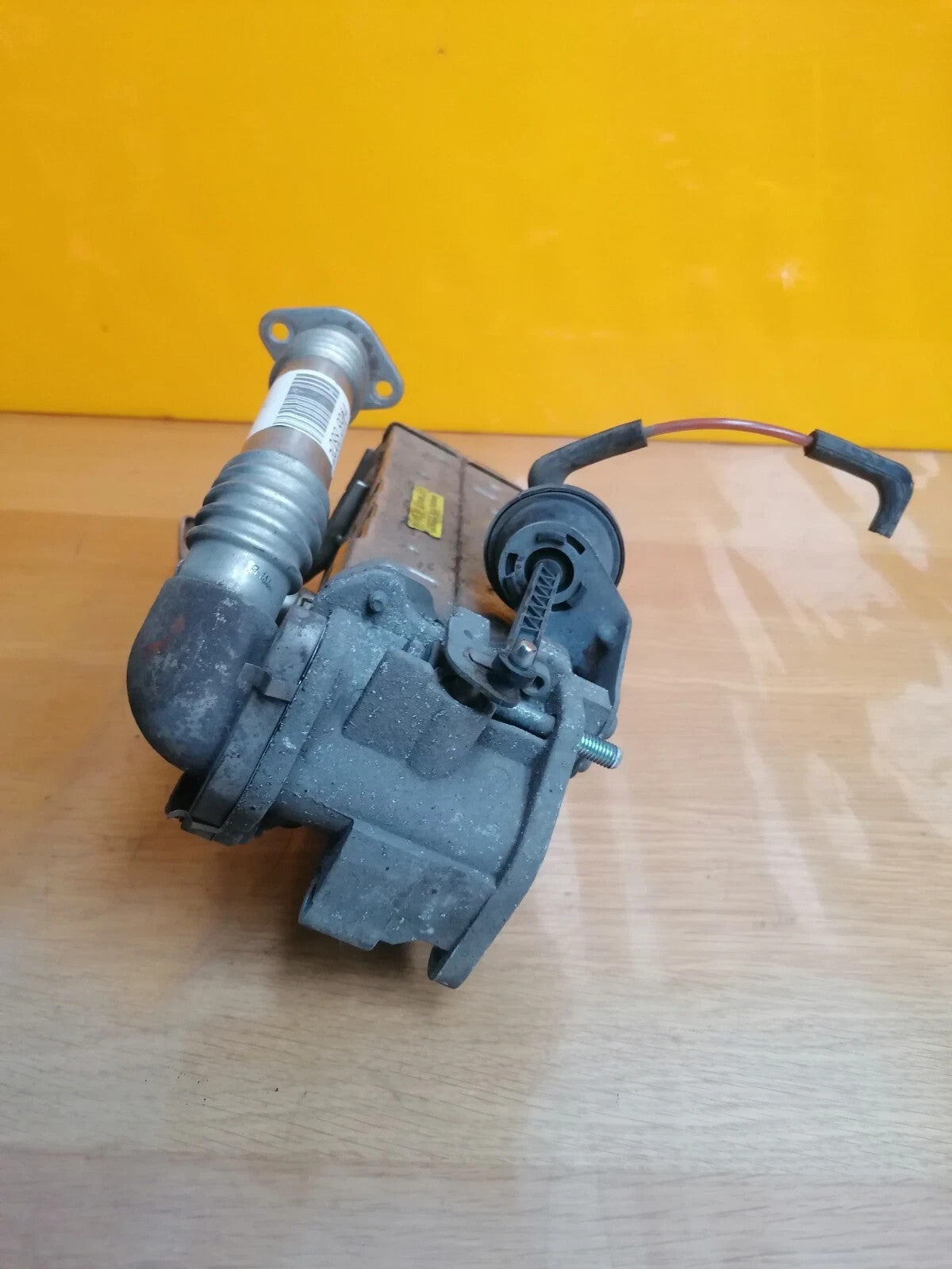 ebay-src:https://i.ebayimg.com/00/s/mtywmfgxmjaw/z/tpwaaeswlqjqdb3x/$_57.jpg