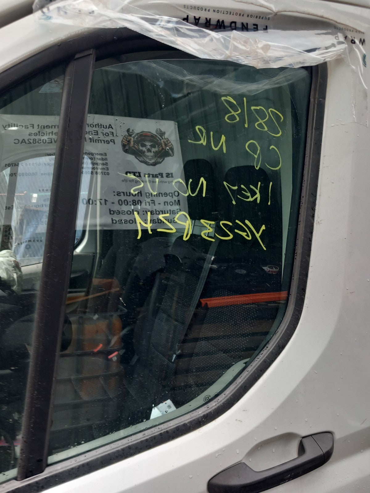 2023 Maxus Deliver 9 Front Left Door Window Glass Warranty A425 - Image 1