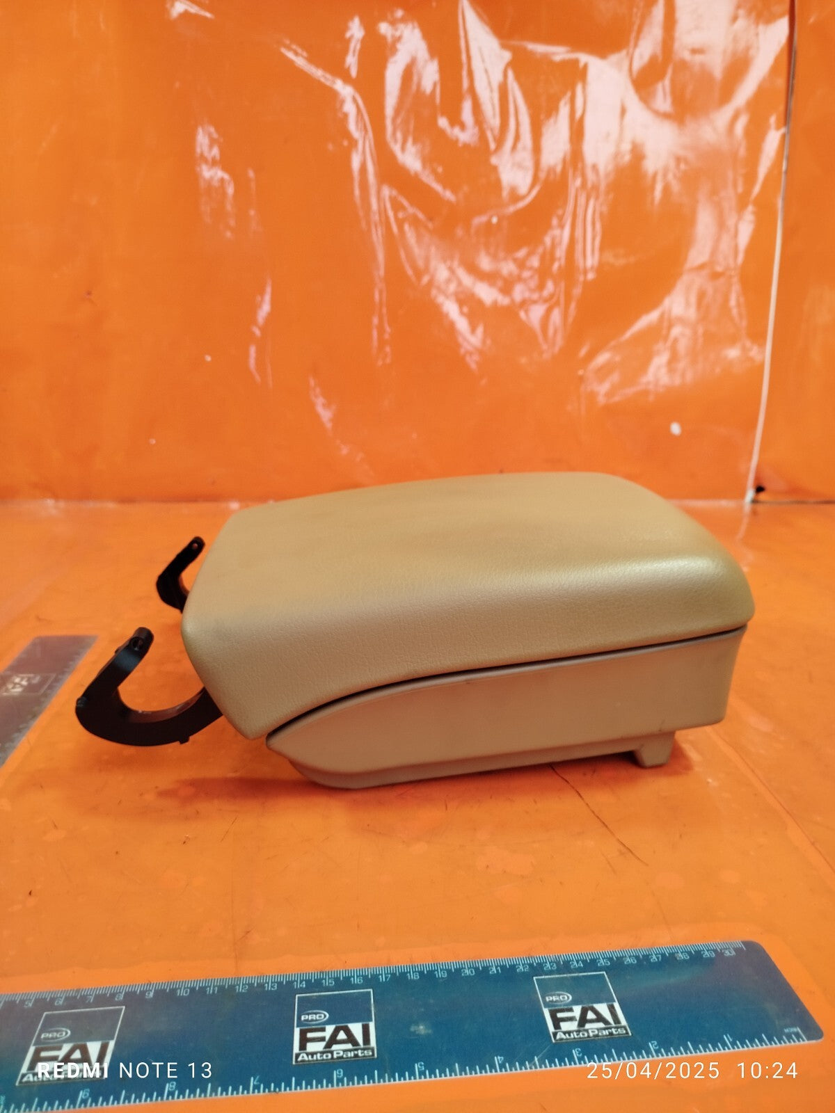 ✅PORSCHE CAYENNE V6 3.6 PETROL 2010 CENTRE CONSOLE ARMREST Warranty A268 - Image 4