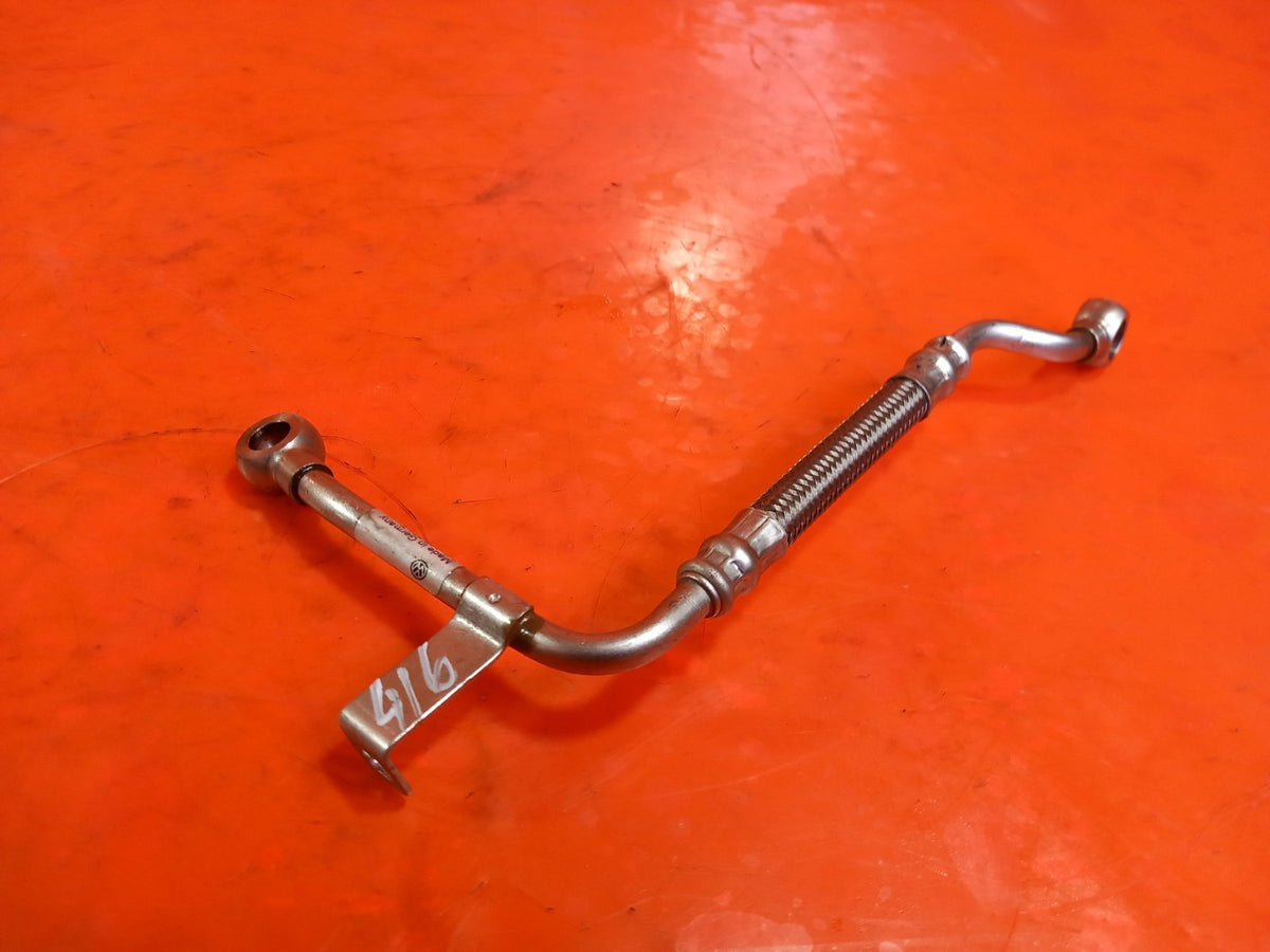 2023 VW Transporter ST-Line Turbo Oil Pipe 04L145771T Warranty A416 - Image 4