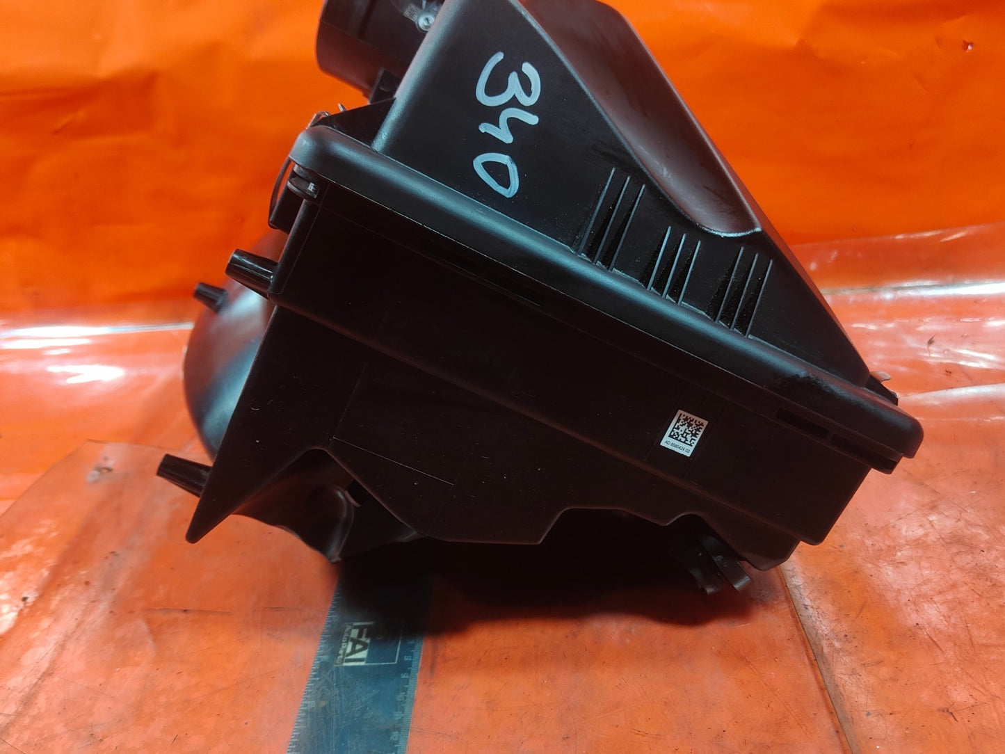 ebay-src:https://i.ebayimg.com/00/s/mtiwmfgxnjaw/z/ht8aaeswr59patns/$_57.jpg