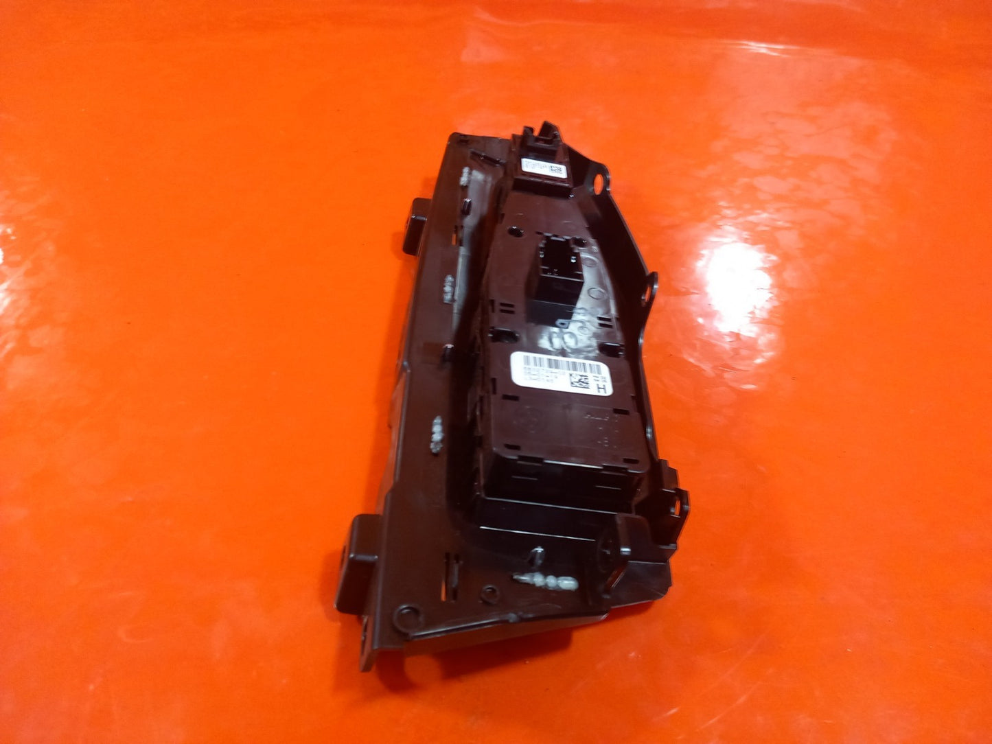 BMW X5 G05 3.0 Petrol 2025 Front Right Door Window Switch 6832729 Warranty A398 - Image 9