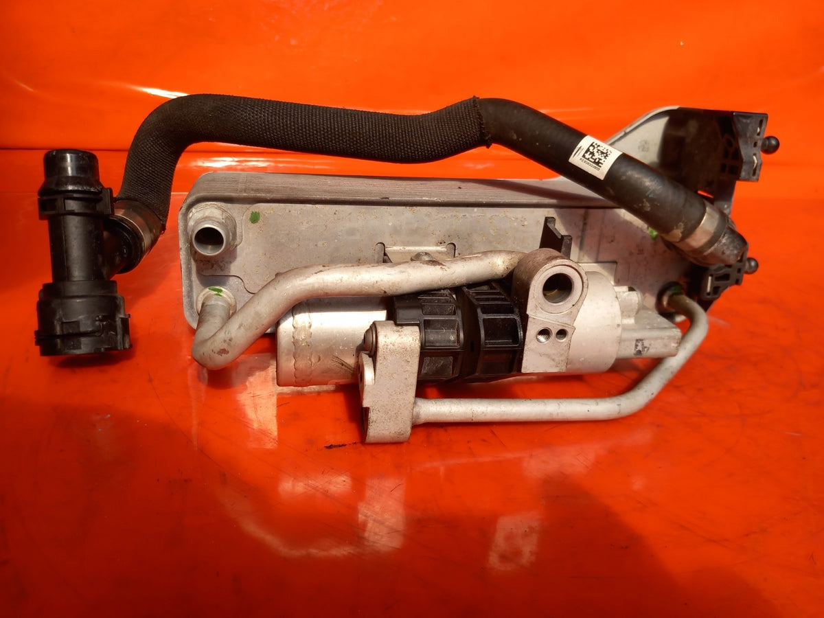 ebay-src:https://i.ebayimg.com/00/s/mtiwmfgxnjaw/z/kaoaaeswravqbwr5/$_57.jpg