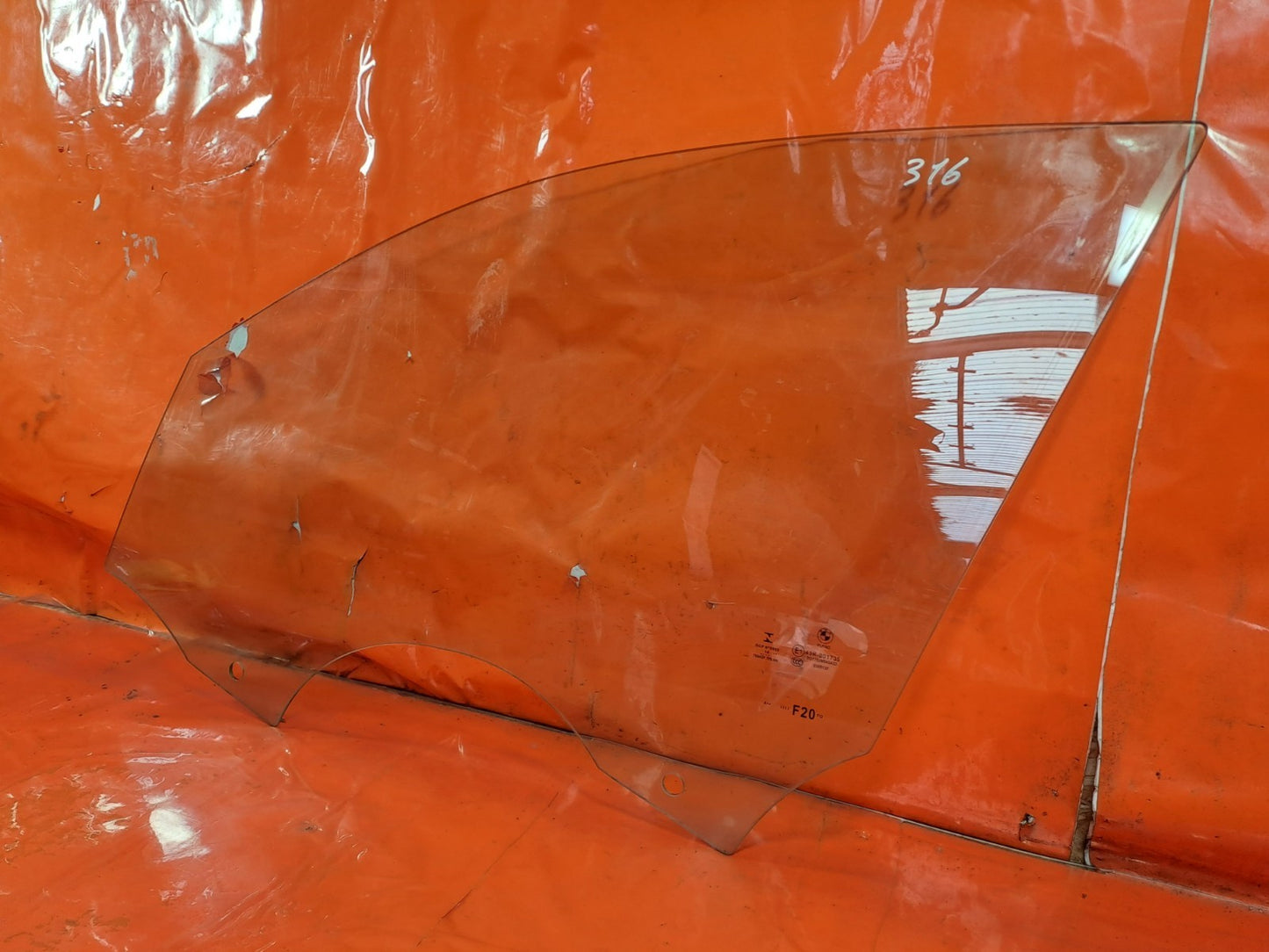 ✅BMW 118D F20 2.0 Diesel 2015 Front Left Door Window Glass 43R-001735 Warranty - Image 1
