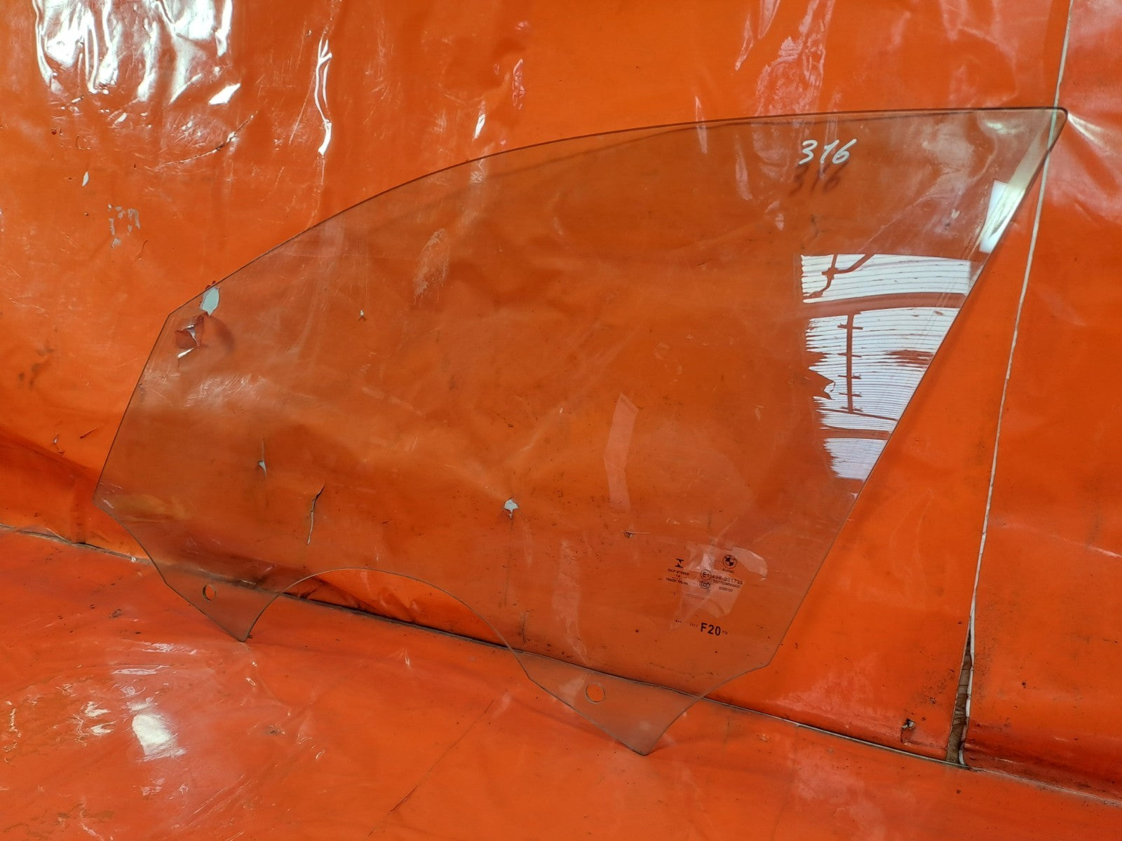 ✅BMW 118D F20 2.0 Diesel 2015 Front Left Door Window Glass 43R-001735 Warranty - Image 1